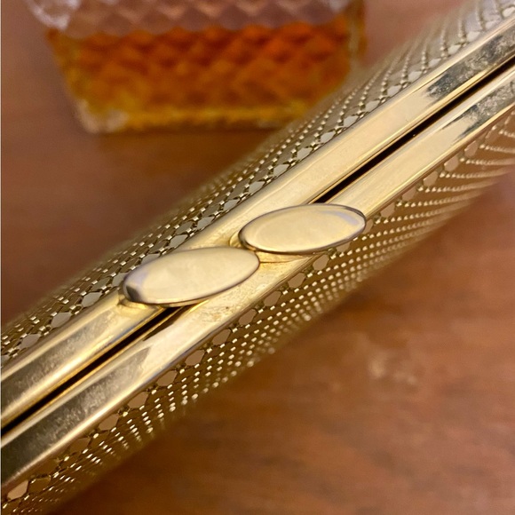 Valerie Stevens Gold Mesh Clutch Bag Purse - Picture 4 of 7